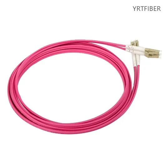 Многомодовый патч-корд волокна OM4 - 50 / 125 мкм, 850 нм VCSEL, LC / SC / FC / ST / MPO / MTP, симплексный / дуплексный