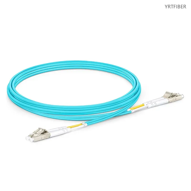 Многомодовый патч-корд волокна OM4 - 50 / 125 мкм, 850 нм VCSEL, LC / SC / FC / ST / MPO / MTP, симплексный / дуплексный