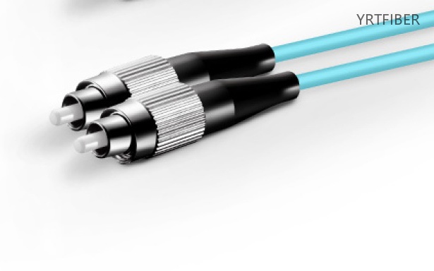 Câble de brassage fibre FC-FC UPC - Simplex OS2 ou Duplex OM4, veste de 2,0 mm avec élévateur(Paquet et expédition4)