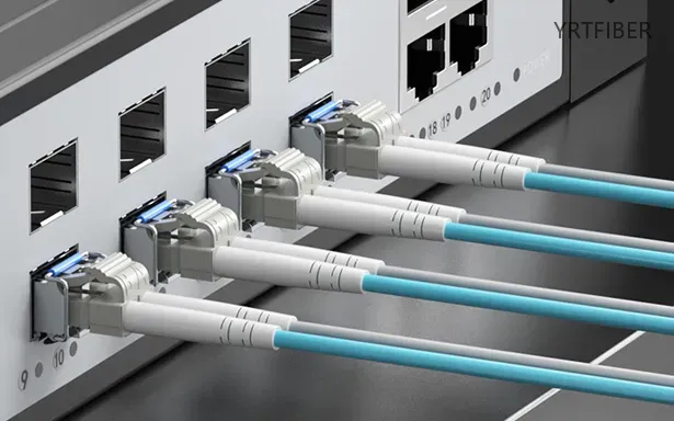 OM3/OM4 Indoor Armored Multimode Fiber Patch Cords with SC/LC/FC/ST Connectors(Image1)